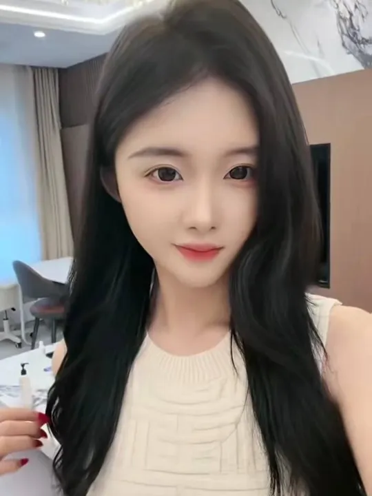 极品大长腿美女有公寓