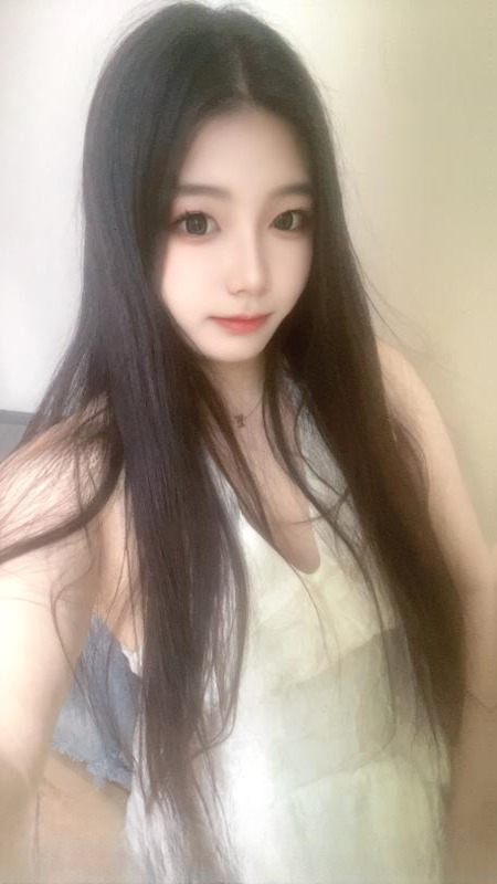 黄埔翘臀妹子 图 2