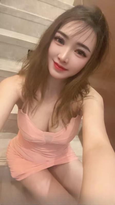 潭村蜜桃臀小姐姐 图 2