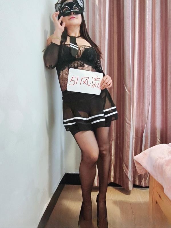 温柔苗条服务系熟女