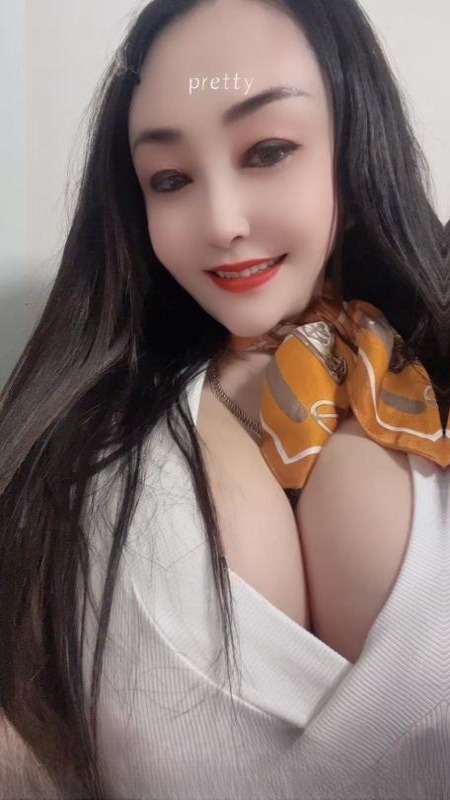 巨乳大幂幂 图 2
