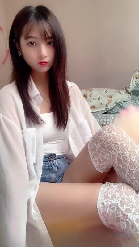 邻家骚气小妹