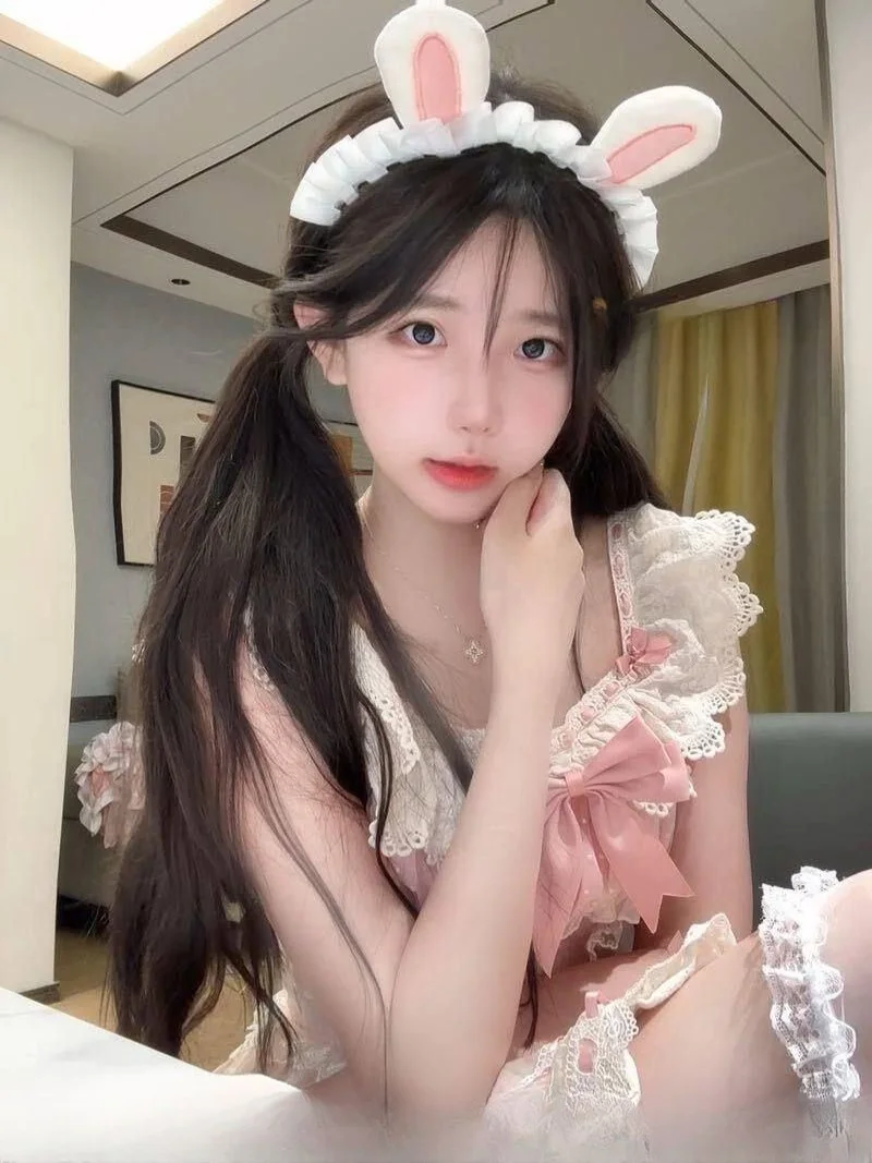 白净零零后一只 图 2