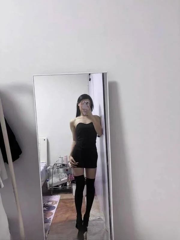 爆操太原眼镜妹 图 2