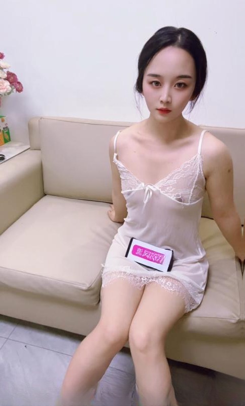 拱墅翘臀骚妹