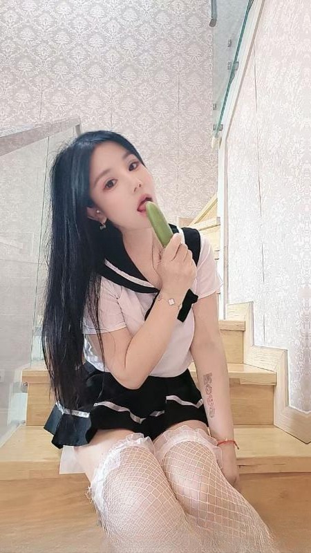 南站白嫩妹妹 图 3