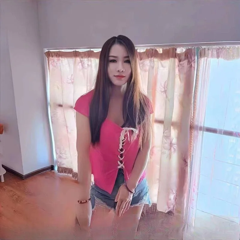 小骚妇泰国抓龙筋口出 图 2