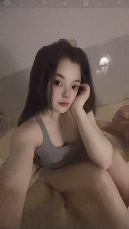 余杭美腿胸大小婷 图 2