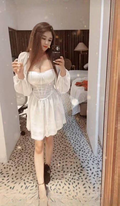 巨乳大白兔艾米老师 图 2