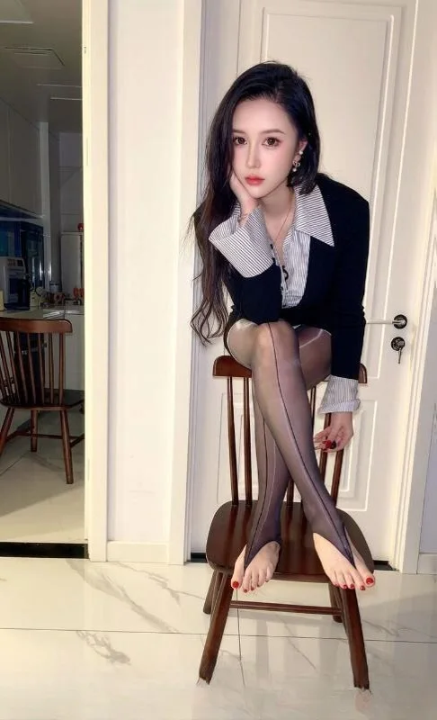 朝阳制服御姐球球