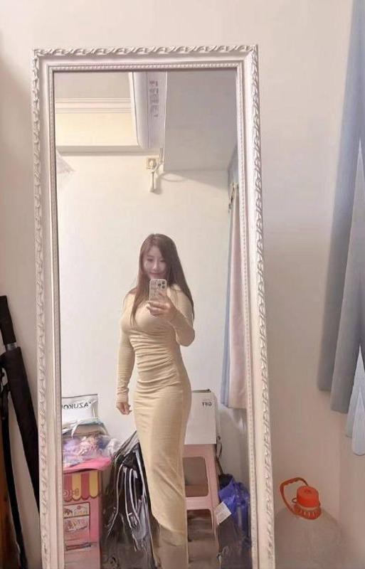丰满性感翘臀 图 4
