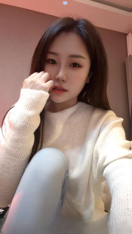 朝阳性感身材翘臀妹子 图 2