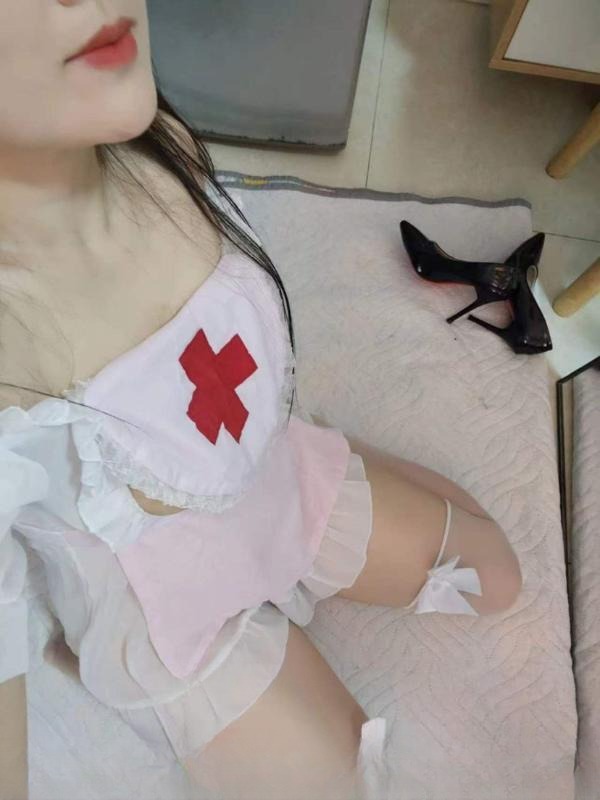 渝北制服大奶骚妹 图 3