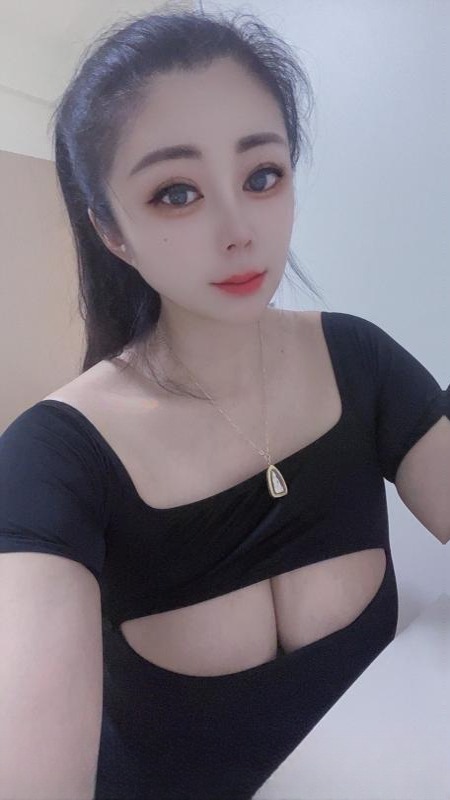 天河巨乳金莲妹妹 图 2