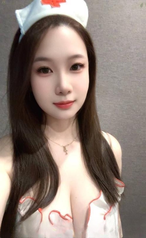 性感大奶妹 图 2