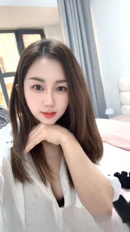 瑶海妖娆御姐静静 图 2