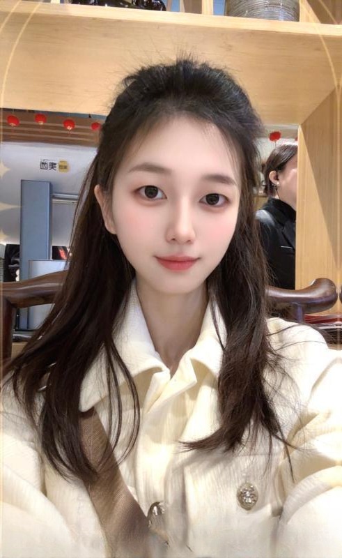 南京纯欲小姐姐 图 2