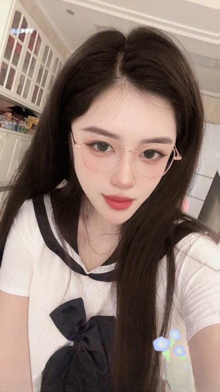 御姐风制服尤物 图 3