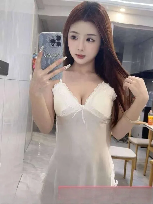 性感大奶颜值女友 图 3