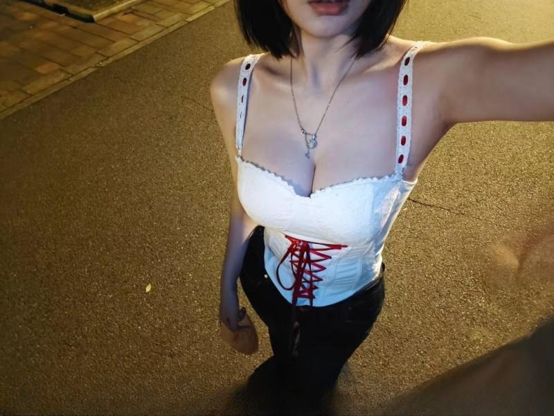 天河颜值美胸希希老师 图 2