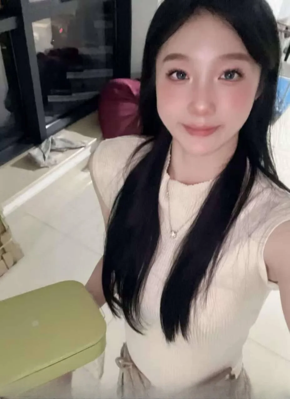 长腿肥臀御姐 图 2