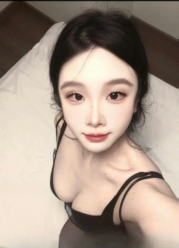 南城舌吻小爱 图 3