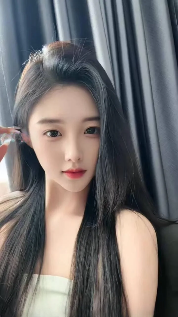 肤白貌美气质美女 图 2