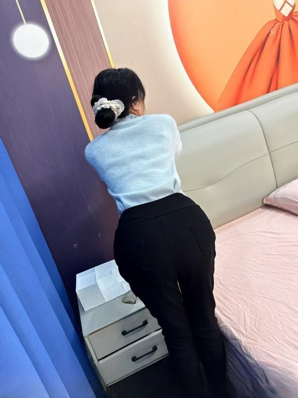 会叫春骚B少妇 图 2