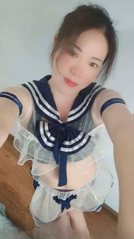 雨花丰满大胸少妇