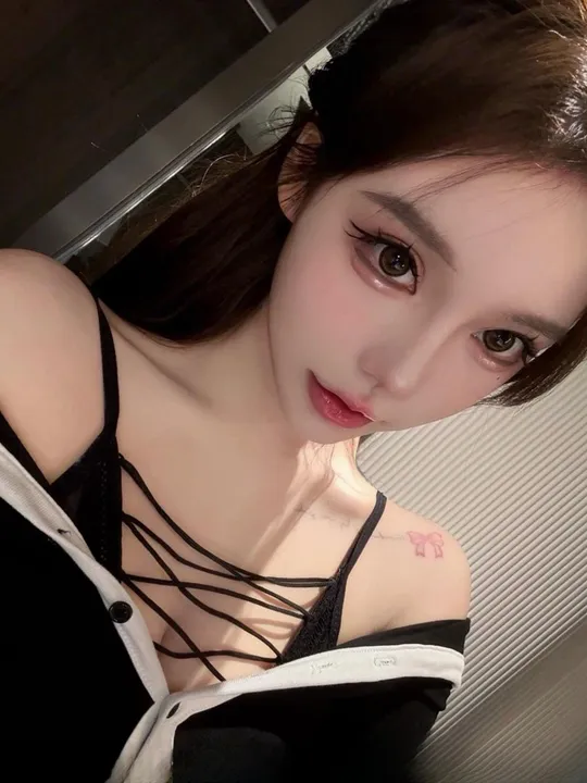 气质极品女神美眉