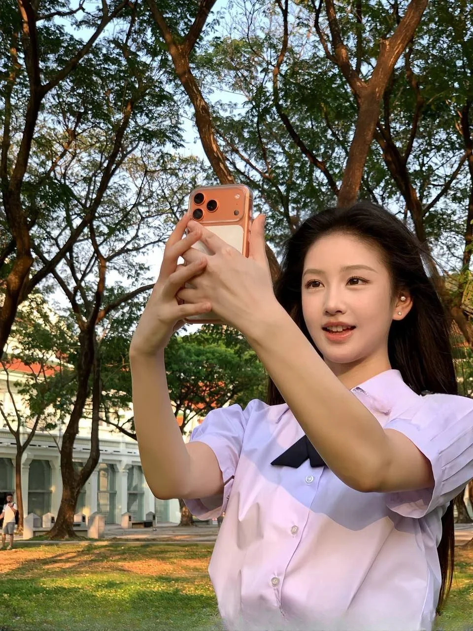 大屁股少妇 图 2