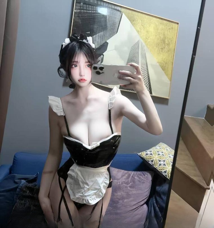 闵行大胸高颜值女神 图 2