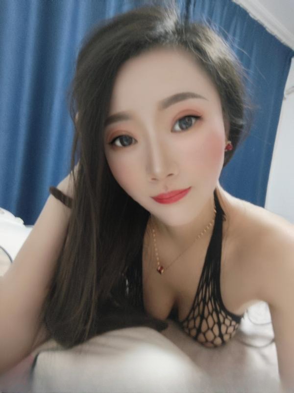大波少妇水床 图 2