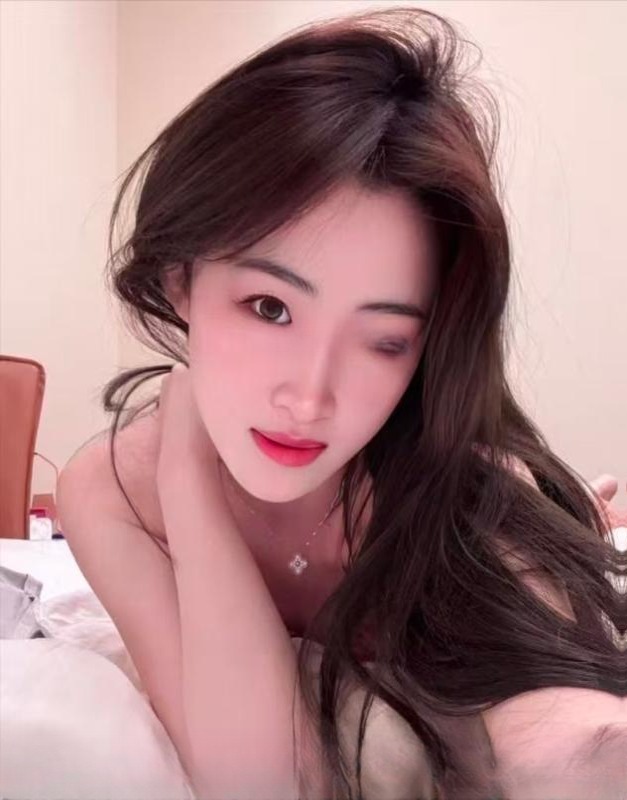 气质中大美女推荐 图 2