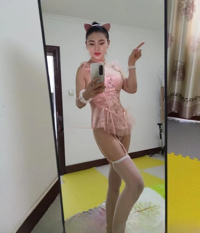 情趣诱惑少妇婷婷 图 4