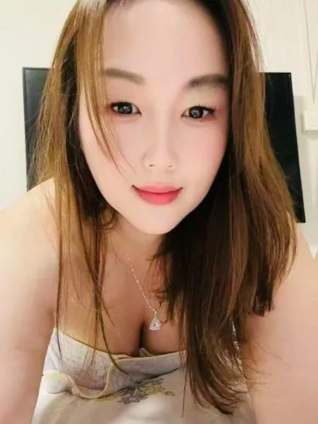 徐汇丰满大胸少妇