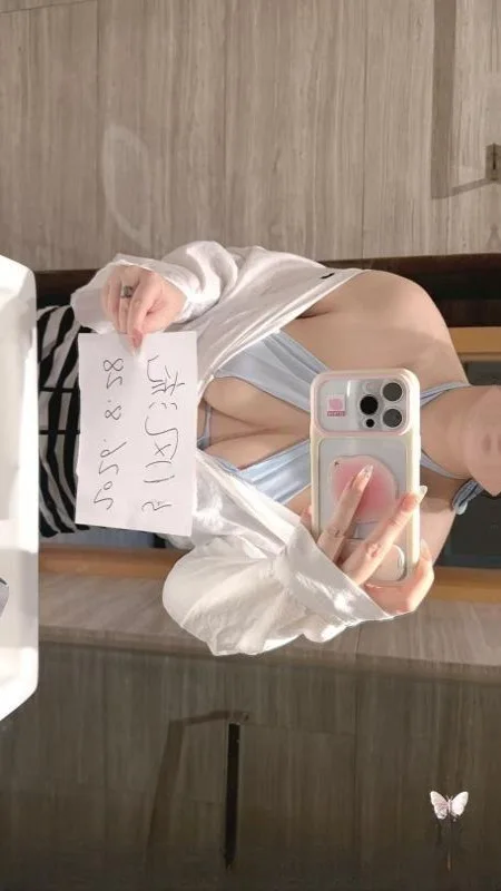 大胸微胖骚货