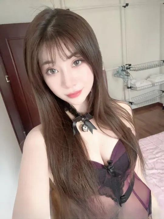 腼腆喷水小少妇菲菲