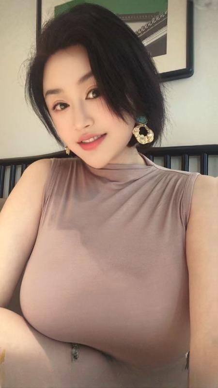 大G奶少妇
