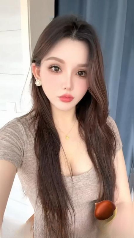 美艳少妇乌梅子酱 图 3