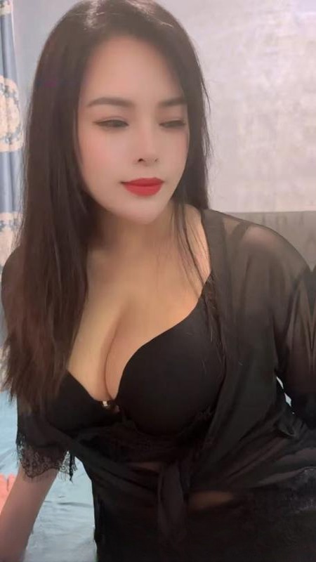 二刷大奶少妇朱迪 图 3