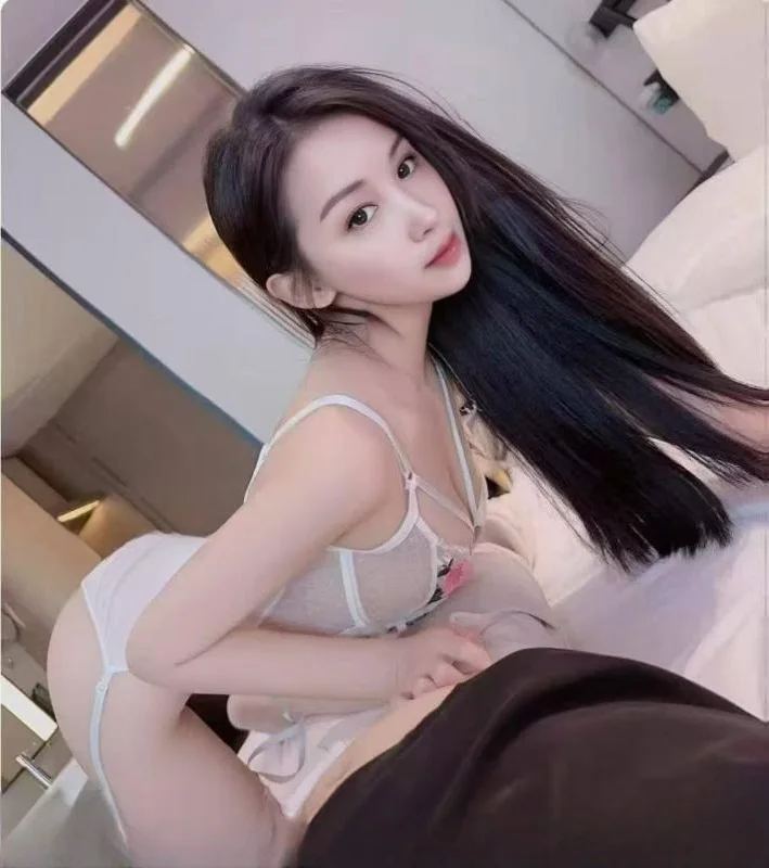 腿长服务又好的妹子 图 2