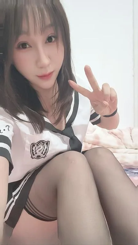 大个性感肥臀美少妇 图 4