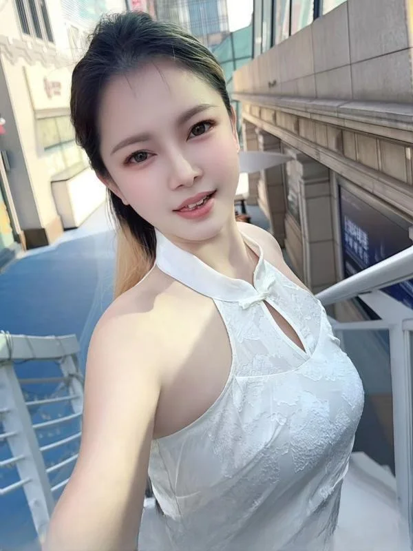 居家少妇