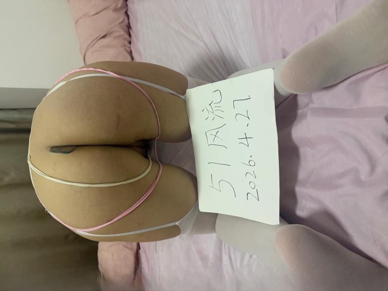 童颜巨乳 图 2