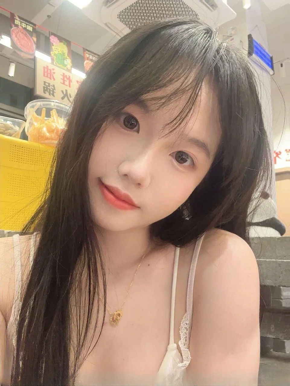 风情万种骚女 图 2
