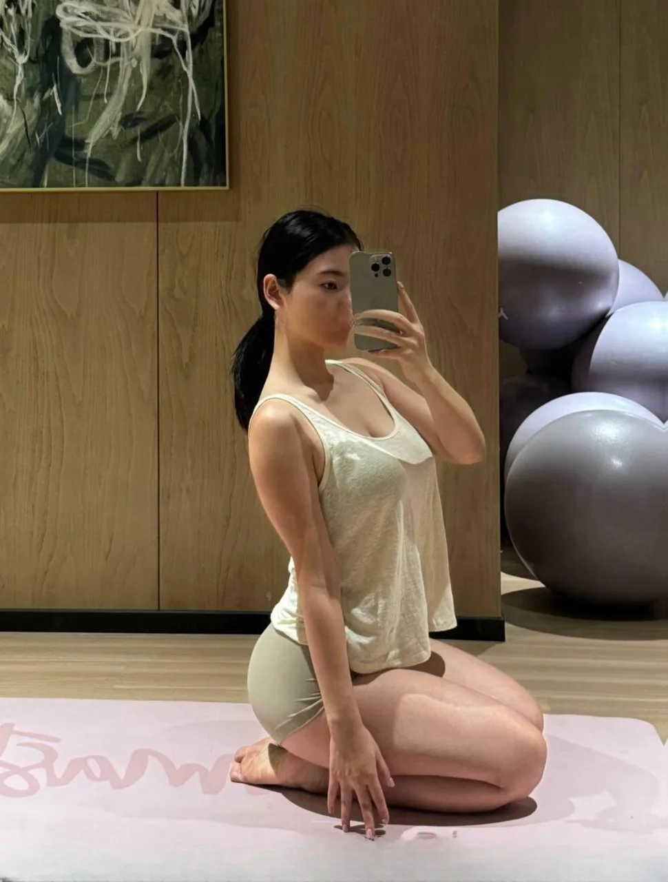肥臀巨乳水多美女