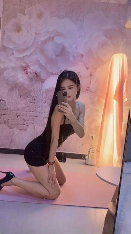 新牌坊骚妹安安 图 4