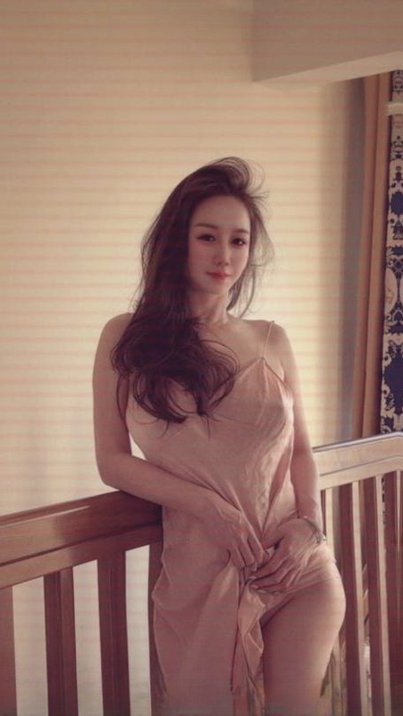 混血颜值性感御姐范 图 2
