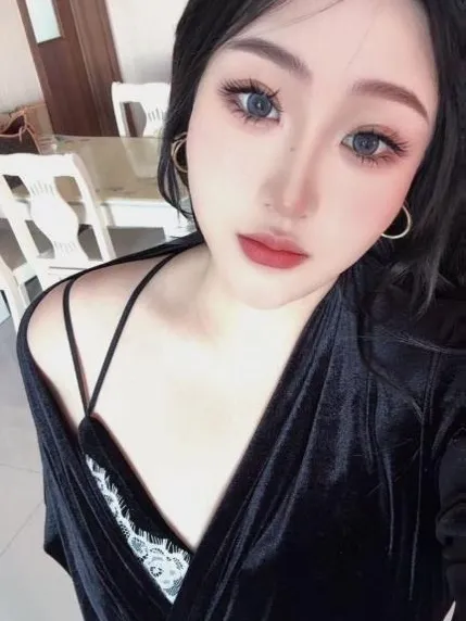 广开大奶子梦琪